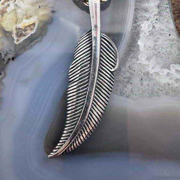 Sterling Silver Southwestern Style Engraved Feather Unisex Pendant - Picture 4 of 10